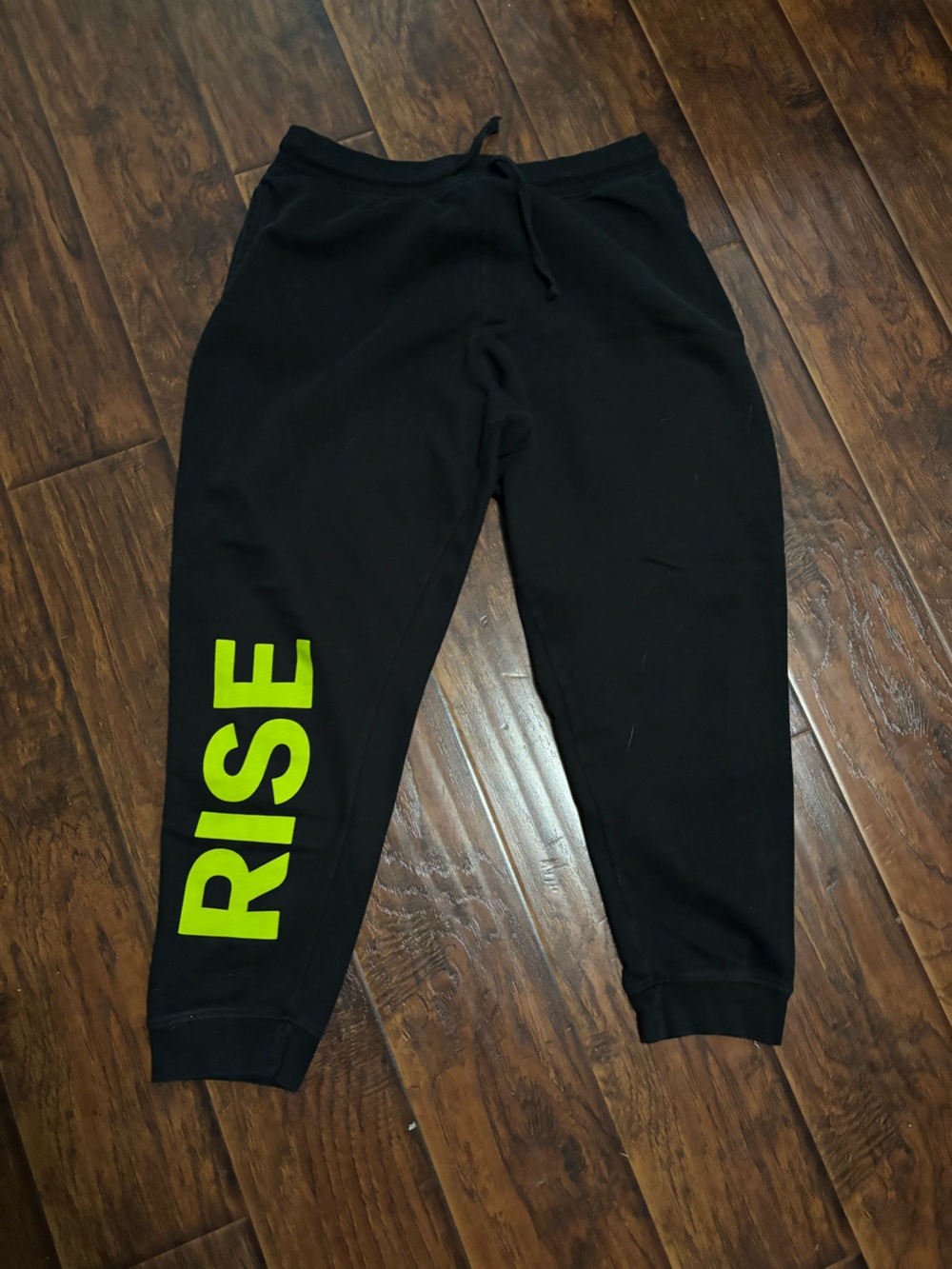 Rise dispensary jogging pants
